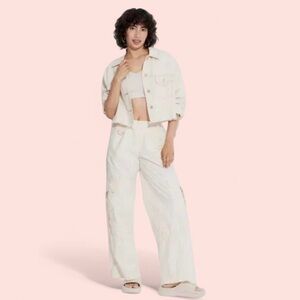 Women's Mid-Rise Wide Leg Cargo Pants - Wild Fable Off-White XS